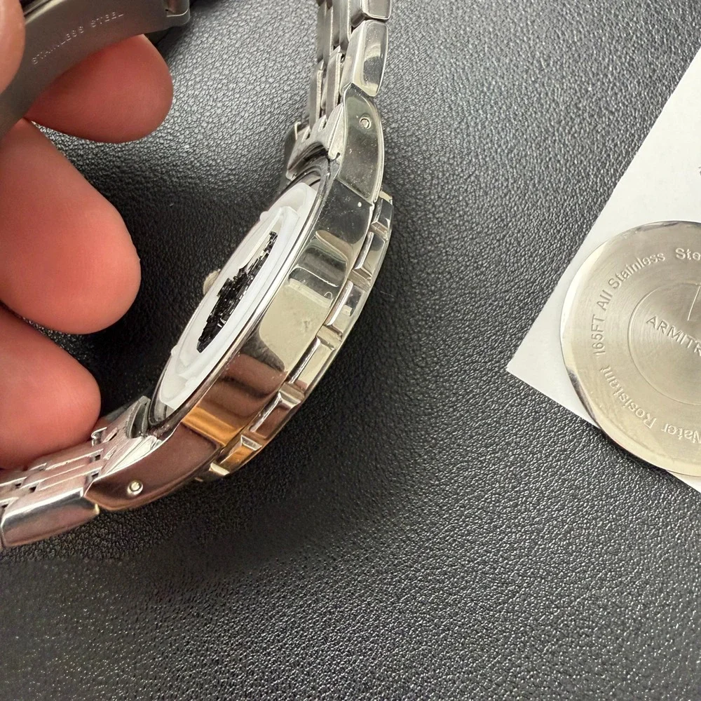 Armitron 20/5338SV Men's Silver Tone Watch & Bracelet Set BACK‎ NOT CLOSING Jap